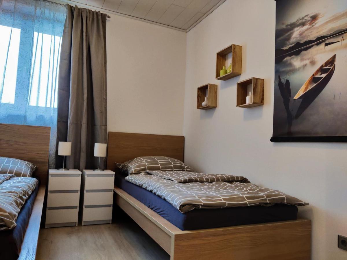 Holiday Home In Quiet Beautiful Area With Two Separate, Modern, Furnished Apartments Deutsch-Wagram Exterior photo